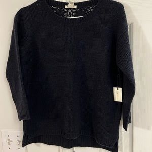 Forever 21 sweater top
